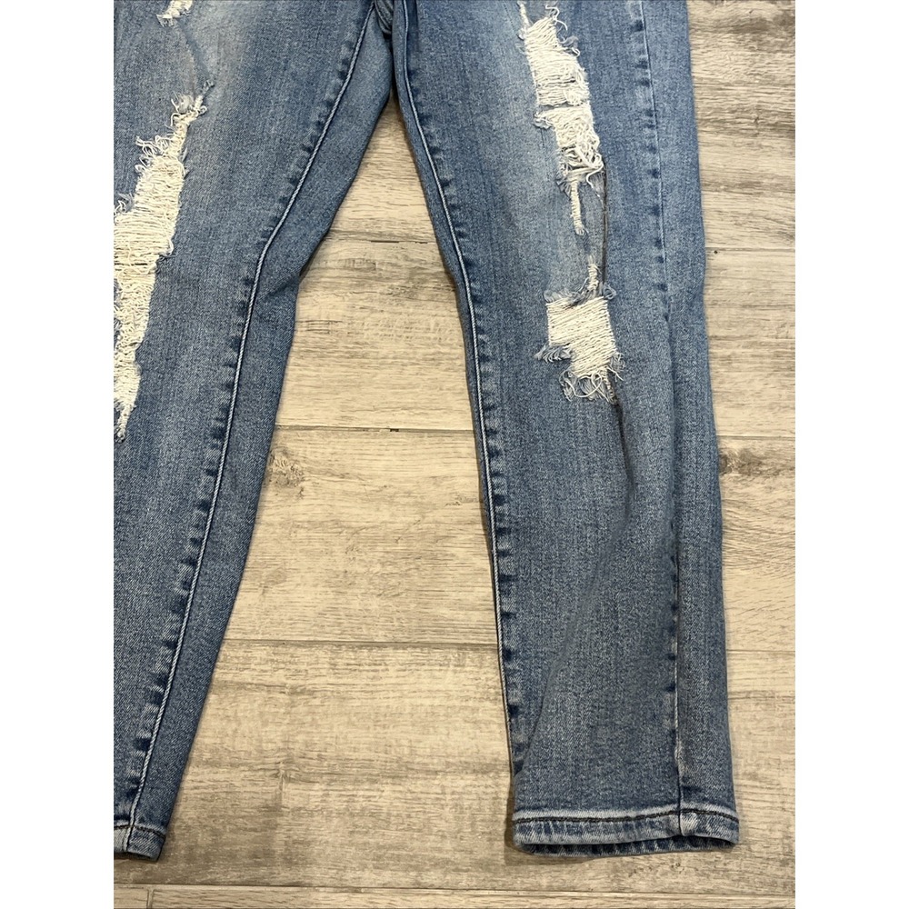 Judy Blue Women Relaxed Fit Distressed High-Rise Stretch Denim Jeans Size 15/32 - Picture 2 of 7